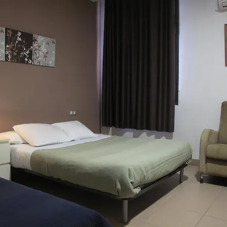 Hostal Lk Barcelona-2